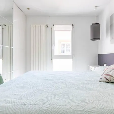 Apartamento Piso En Centro A 100m De La Playa *