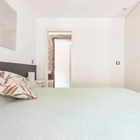 Apartamento Piso En Centro A 100m De La Playa *